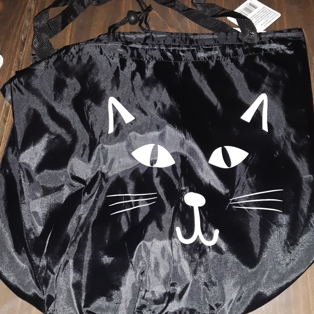 Black cat Halloween tote bag
